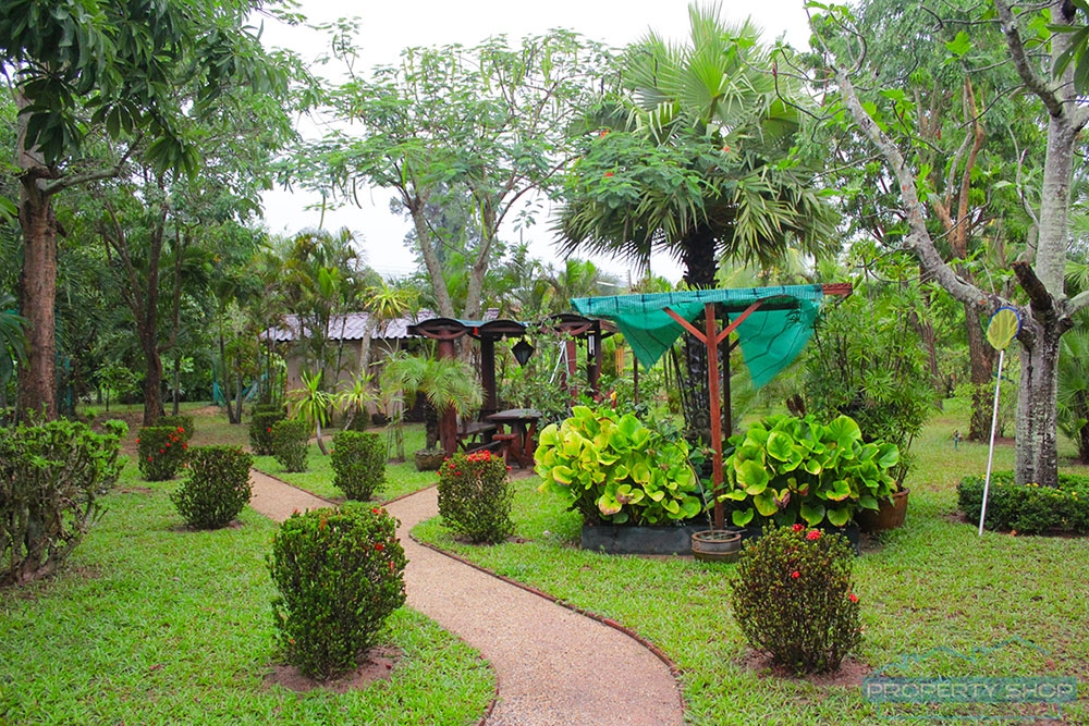 House with land for sale in Na Jomtien, Sattahip, Chonburi, Thailand. Located in Baan Nong Jub Tao. Land  For sale