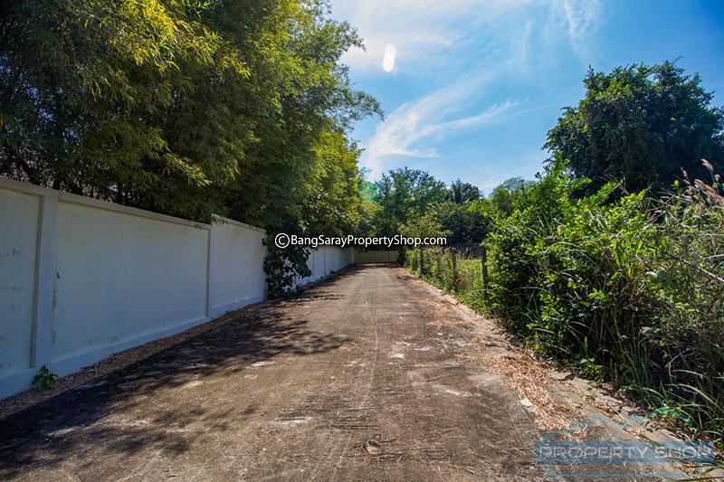 Value Priced Bang Saray Land for Sale. near Huay Tuu Lake Land  For sale
