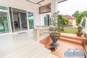 Pool Villa 3 Bedrooms For Sale, New Renovated, Near Market. - 3 Bedrooms House For Sale In Bang Saray, Na Jomtien