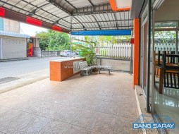 Corner Unit Shophouse For Sale In Bang Saray Beachside - 4 Bedrooms Commercial For Sale In Bang Saray, Na Jomtien