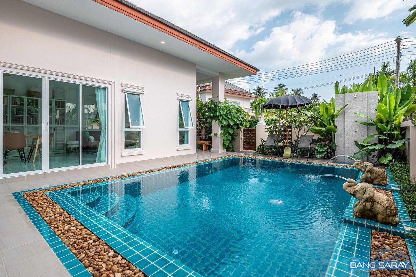Pool Villa Balinese Styles for Sale in Na Jomtien House  For sale