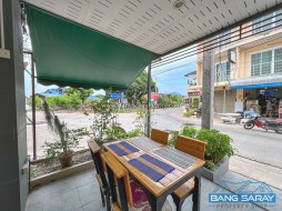 Corner Unit Shophouse For Sale In Bang Saray Beachside - 3 Bedrooms Commercial For Sale In Bang Saray, Na Jomtien