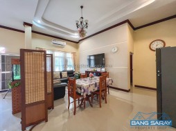 Single House For Sale In Bang Saray Beachside - 5 Bedrooms House For Sale In Bang Saray, Na Jomtien