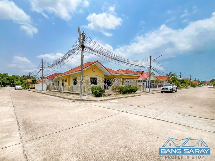 Detached corner house for Sale in Bang Saray House  For sale