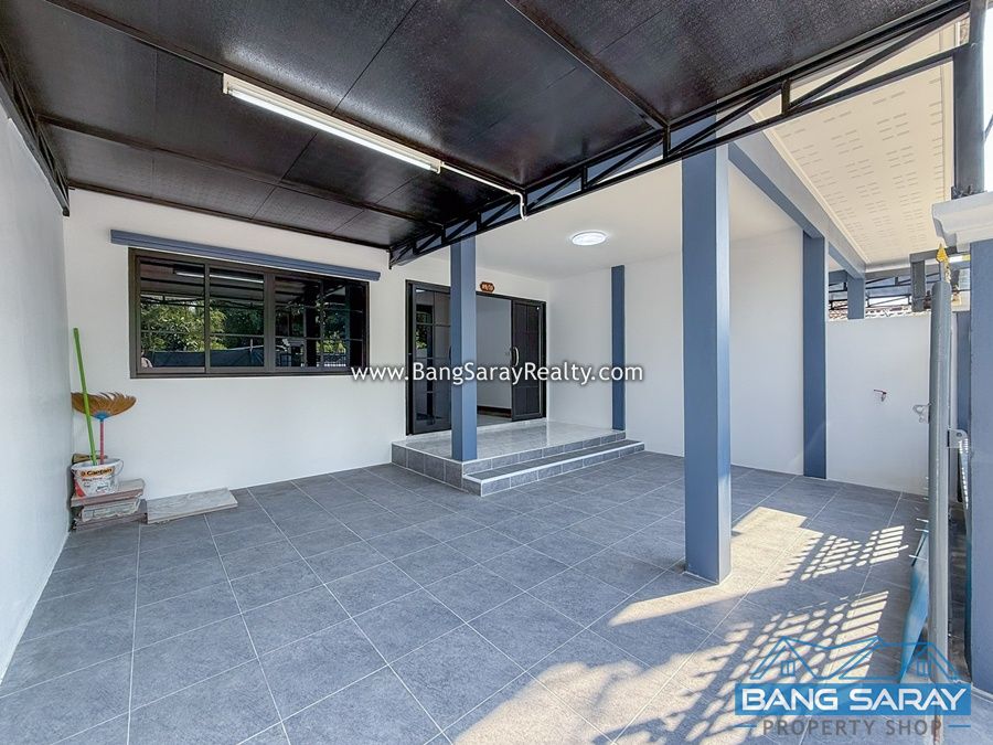 Newly Renovated Townhome in Bang Saray – Soi Nong Nooch House  For sale