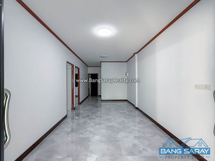 Newly Renovated Townhome in Bang Saray – Soi Nong Nooch House  For sale