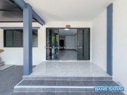 Newly Renovated Townhome In Bang Saray – Soi Nong Nooch - 2 Bedrooms House For Sale In Bang Saray, Na Jomtien