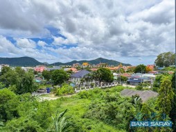 Modern 2-Bedroom Condo, Heart Of Bang Saray Town - 2 Bedrooms Condo For Sale In Bang Saray, Na Jomtien