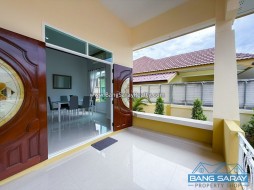Newly Renovated Single-Storey Home In A Gated Community - 3 Bedrooms House For Sale In Bang Saray, Na Jomtien