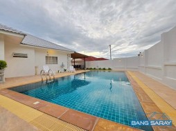 Newly Renovated Corner Pool Villa - Mountain View | Bang Saray - 3 Bedrooms House For Sale In Bang Saray, Na Jomtien