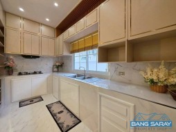 Newly Renovated Corner Pool Villa - Mountain View | Bang Saray - 3 Bedrooms House For Sale In Bang Saray, Na Jomtien